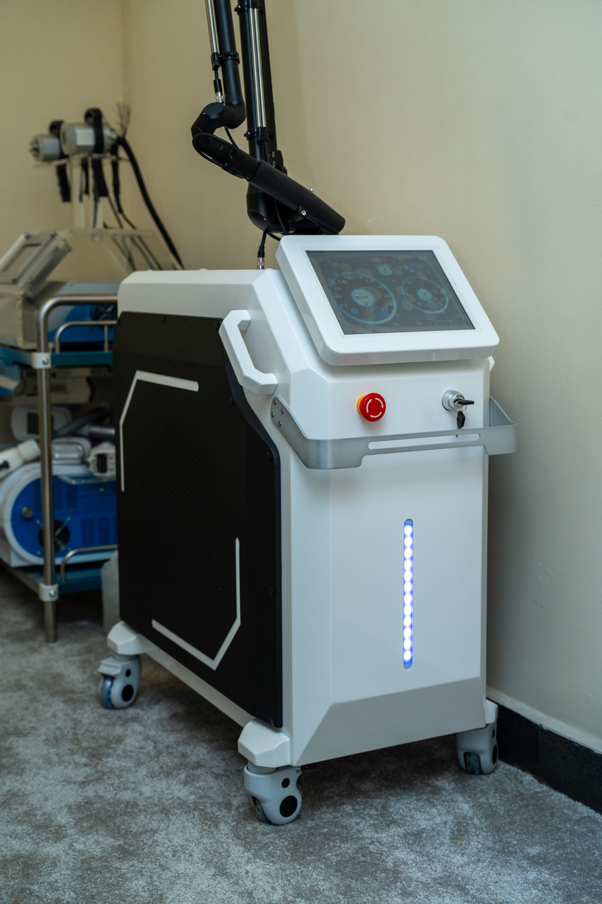 Body contouring technology at Arziki Aesthetics