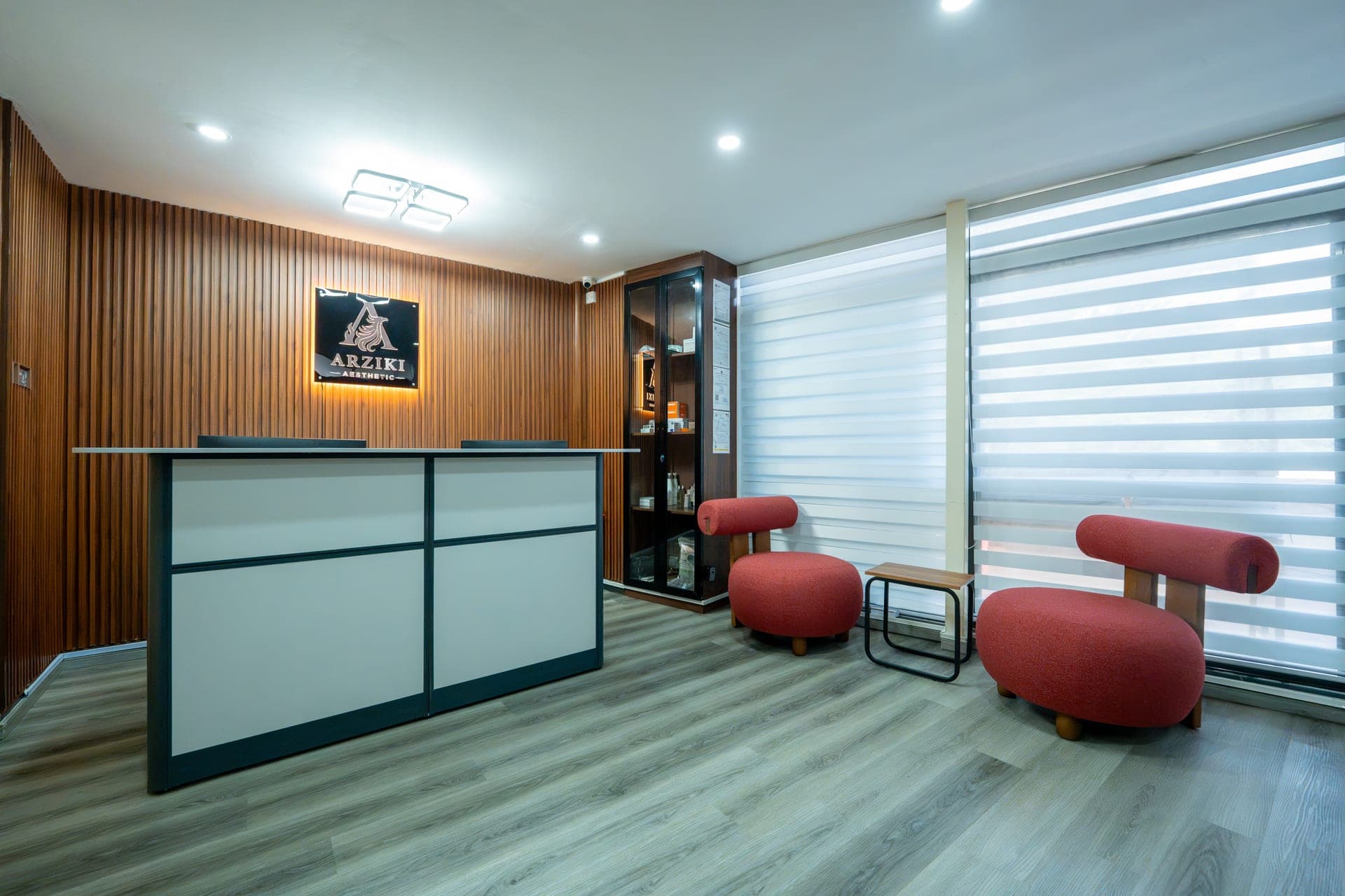 Arziki Aesthetics welcome area and clinic arrival